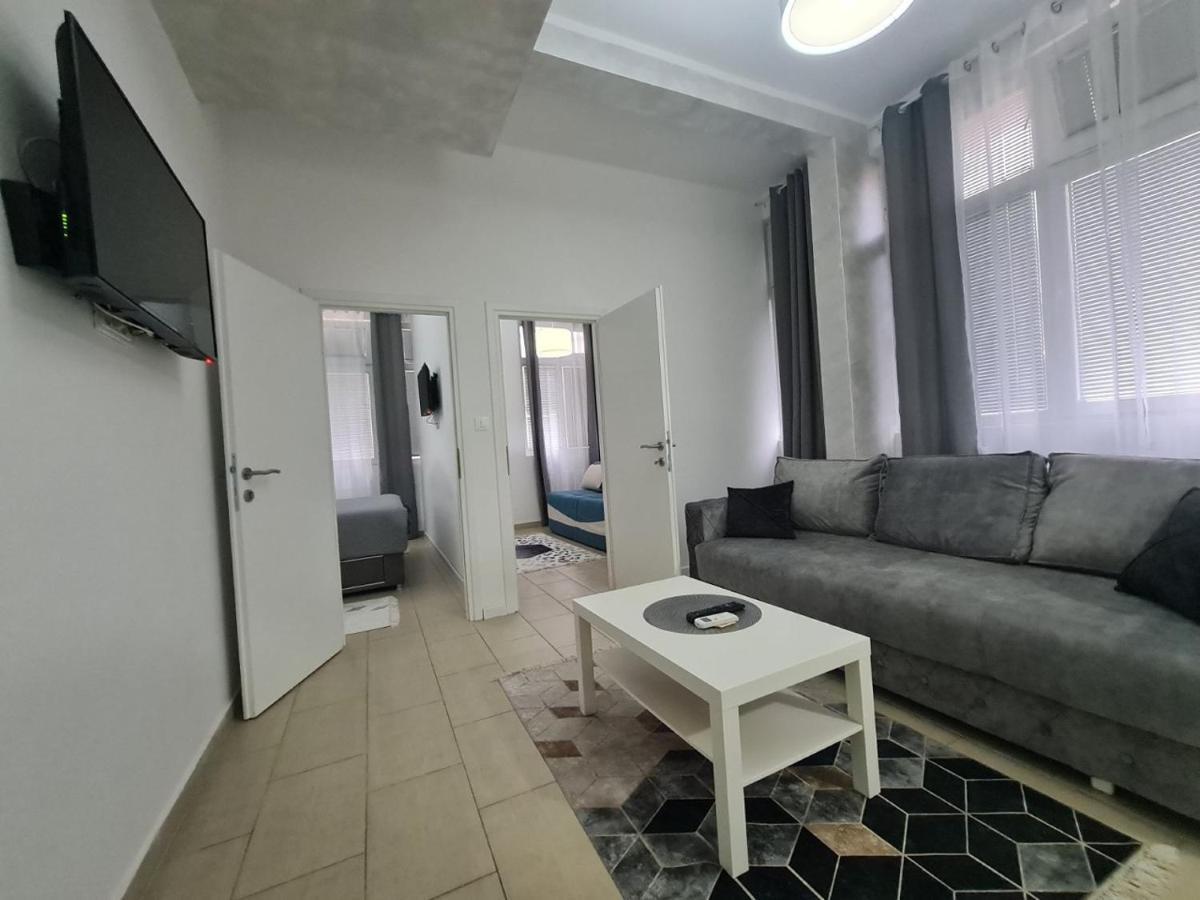 Apartmani Plus *