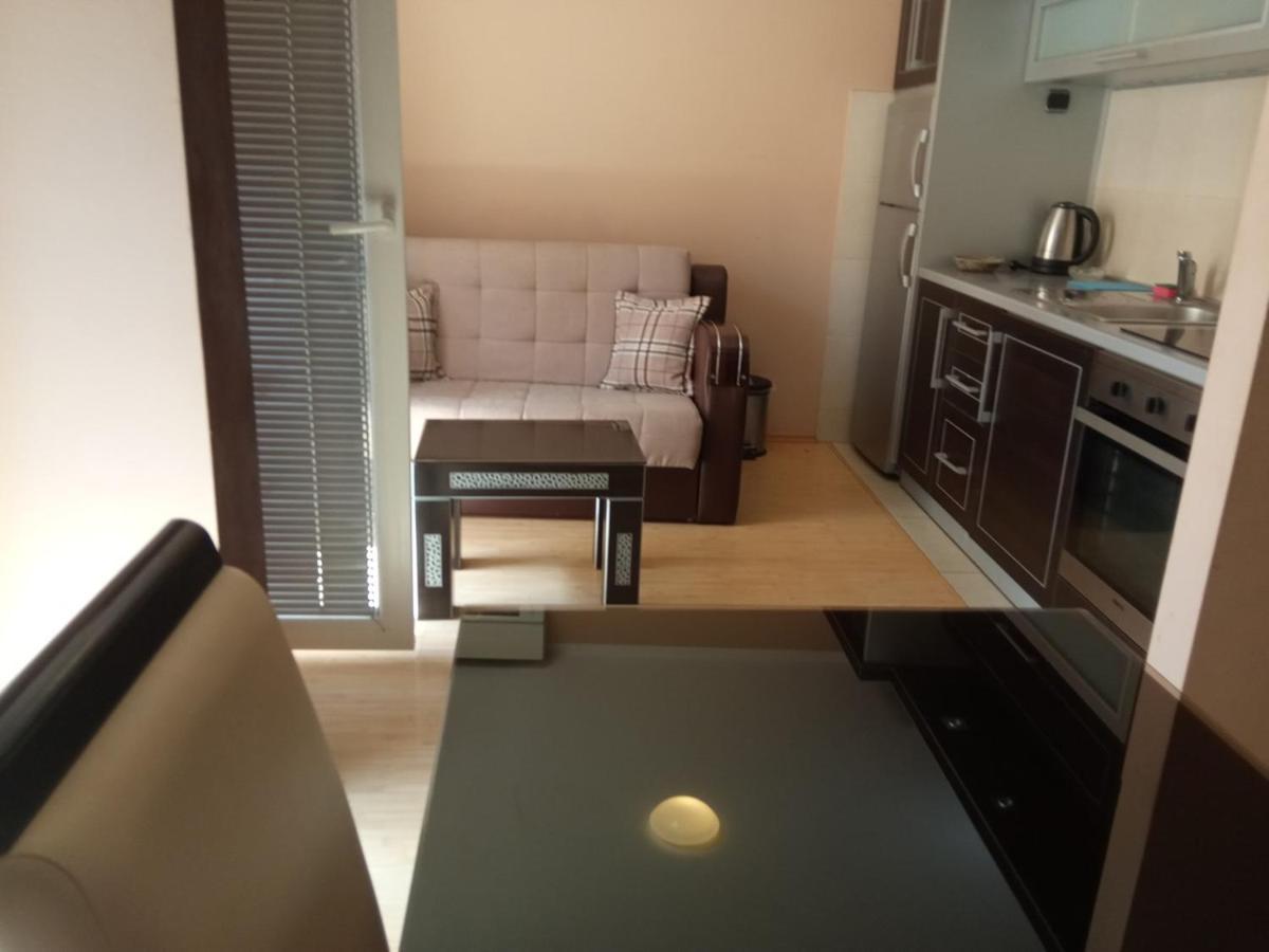 Apartmani Plus *