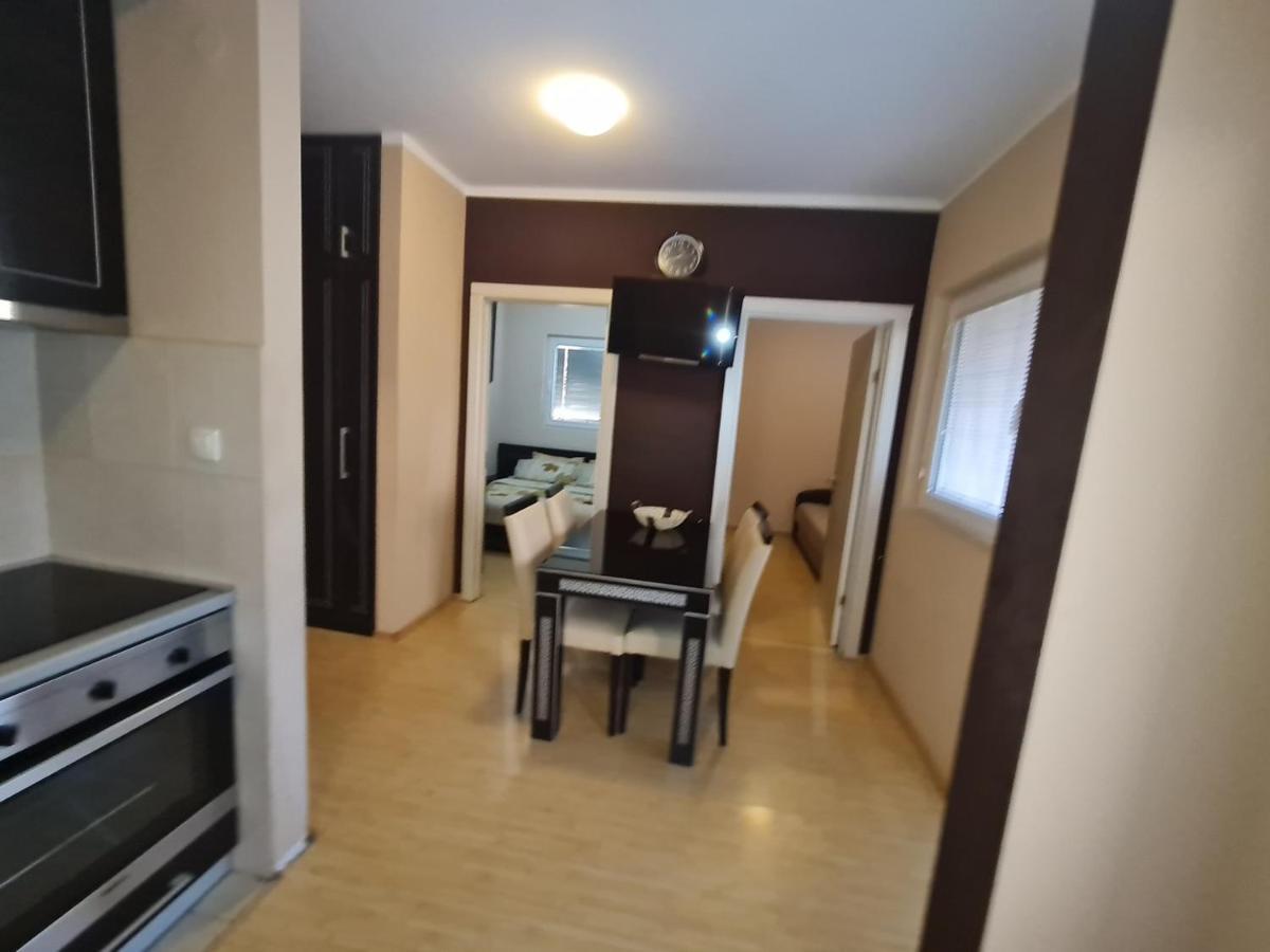 Apartment Apartmani Plus *