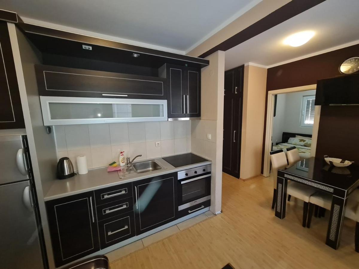 Apartmani Plus *